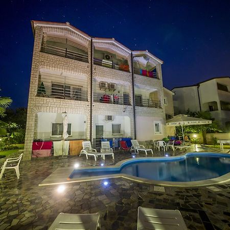 Villa Baldi Tar-Vabriga エクステリア 写真