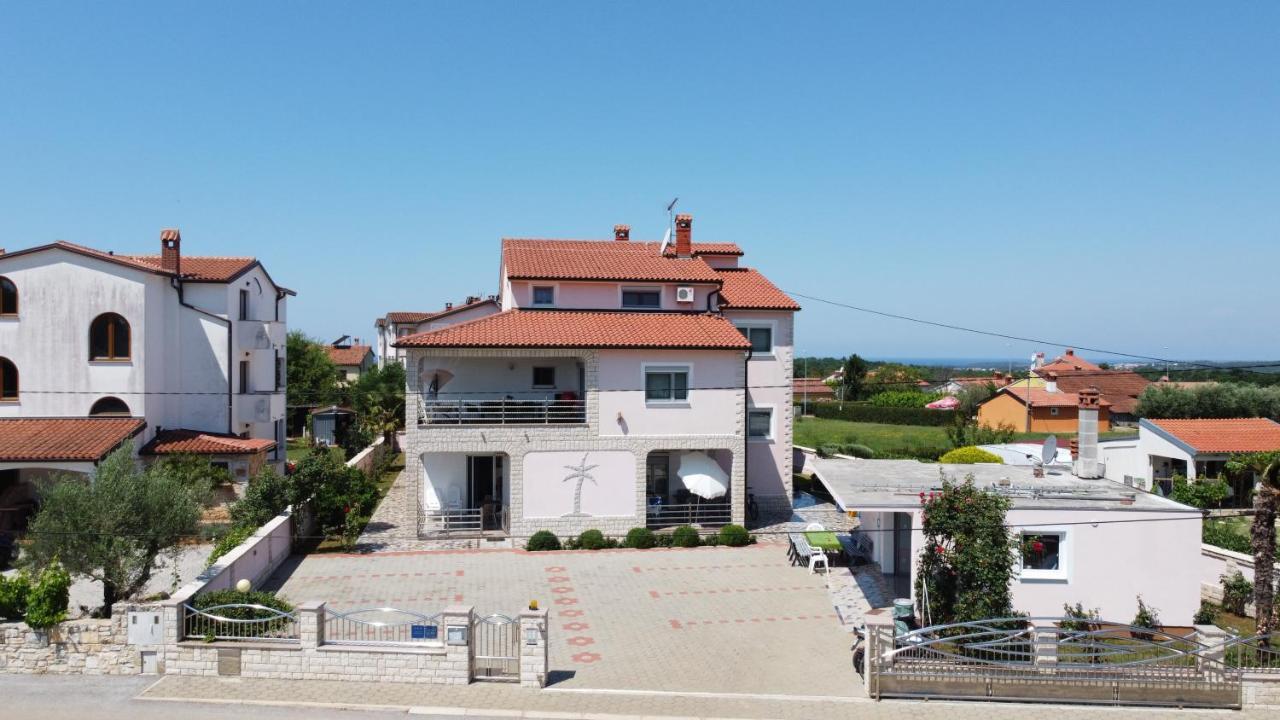Villa Baldi Tar-Vabriga エクステリア 写真