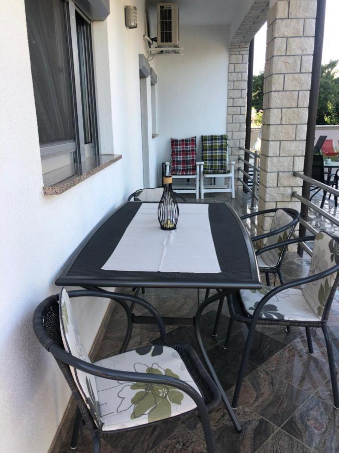 Villa Baldi Tar-Vabriga エクステリア 写真