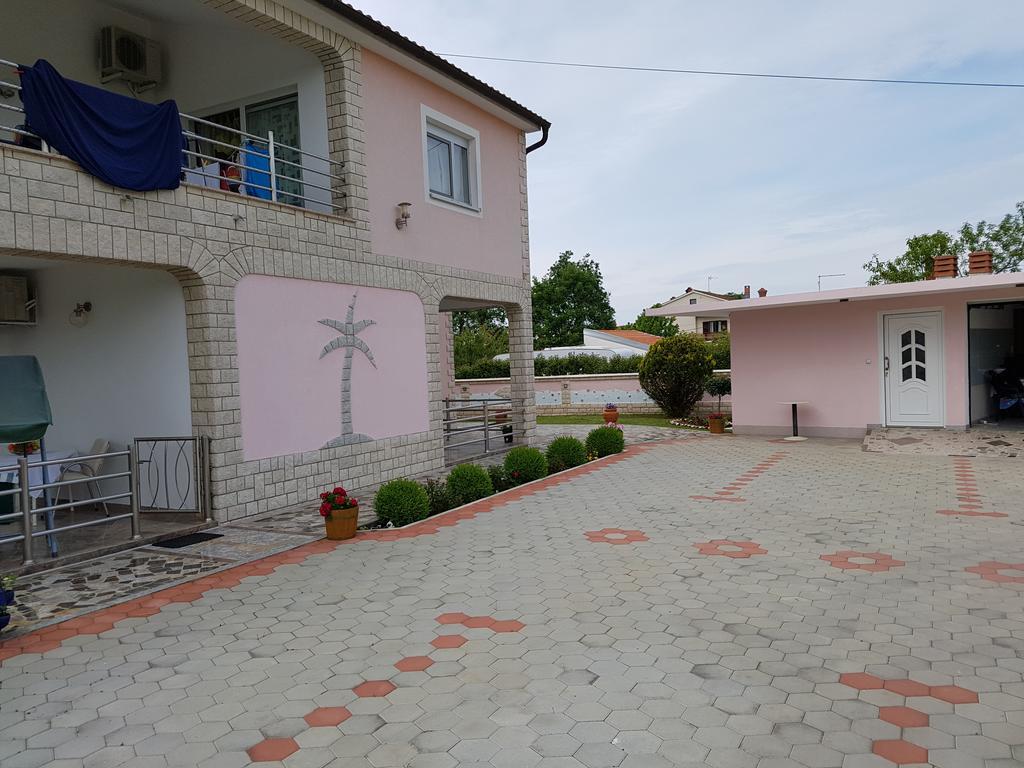 Villa Baldi Tar-Vabriga エクステリア 写真