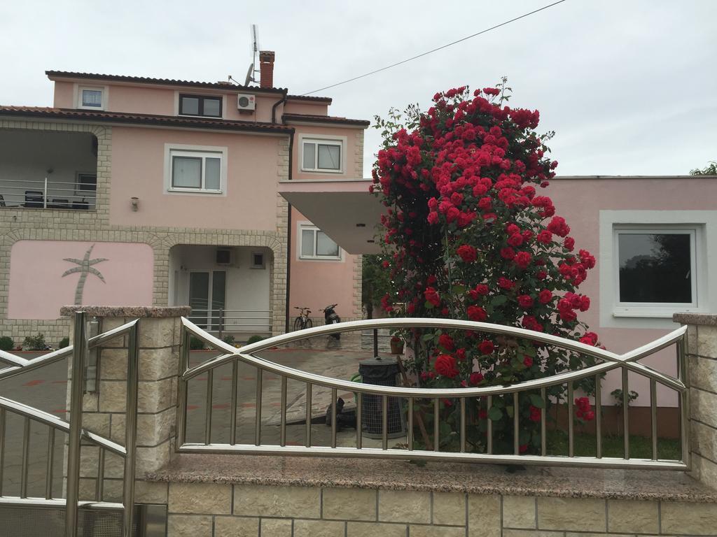 Villa Baldi Tar-Vabriga エクステリア 写真