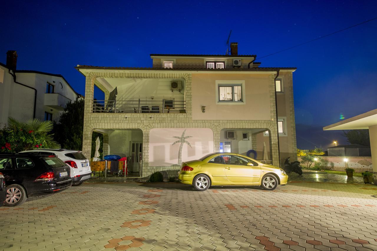 Villa Baldi Tar-Vabriga エクステリア 写真