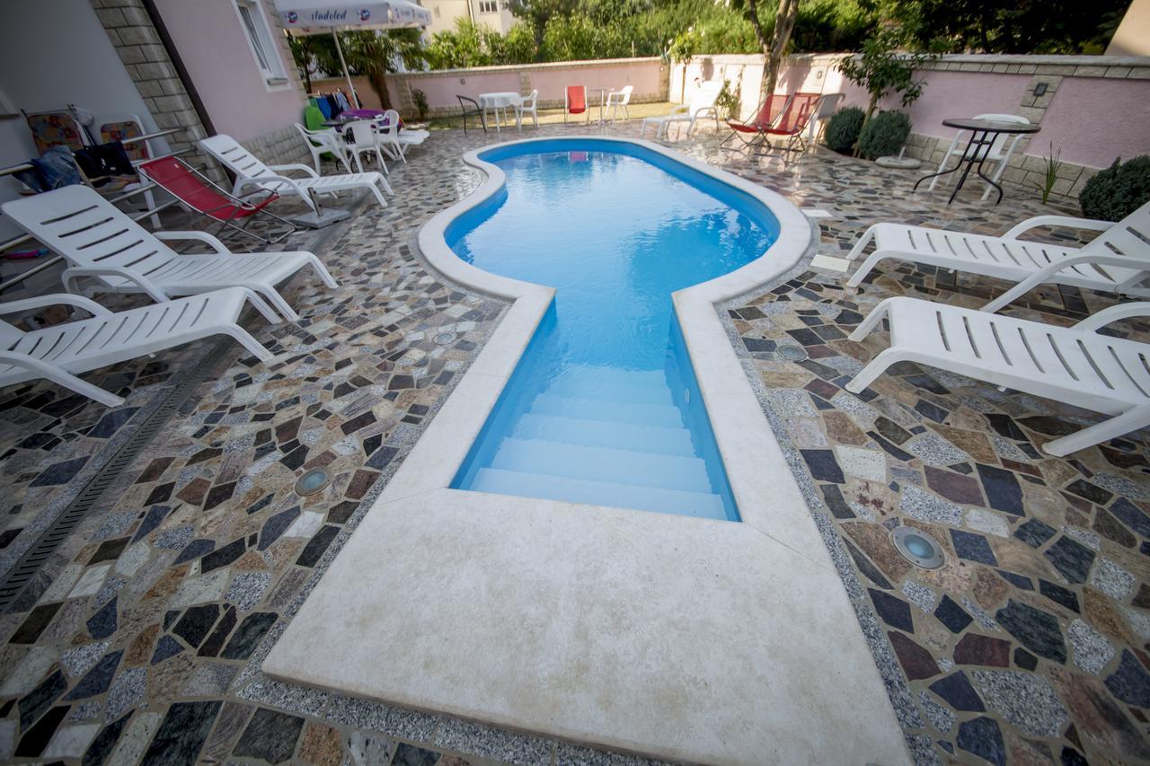 Villa Baldi Tar-Vabriga エクステリア 写真