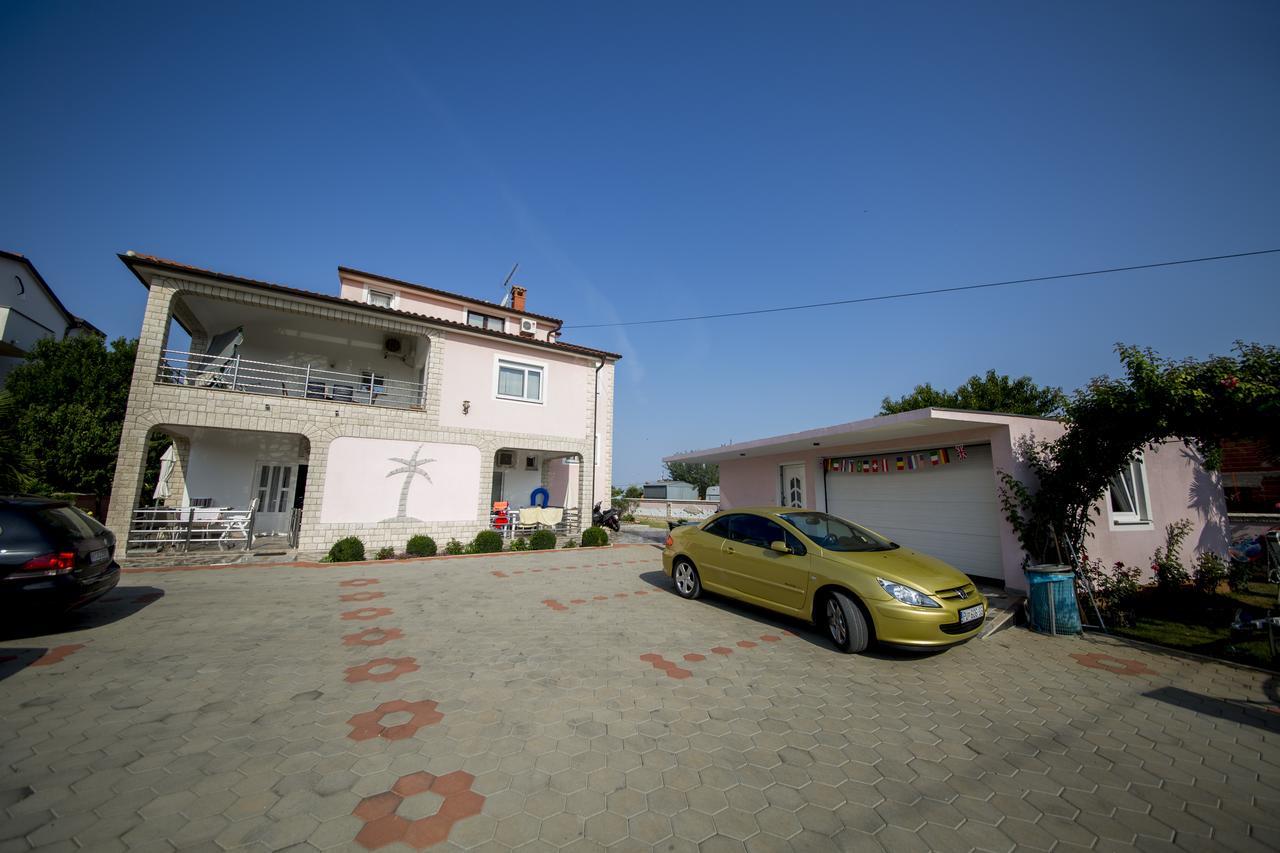 Villa Baldi Tar-Vabriga エクステリア 写真